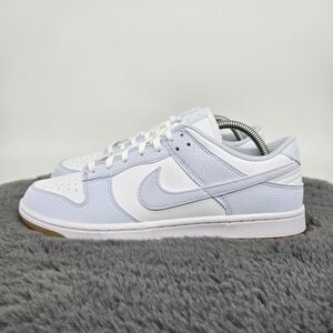 Nike Men's Low-Top Athletic Sneakers in Light Blue and White